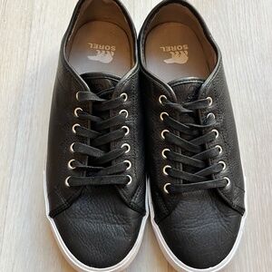 Sorel Caribou Men's Leather Sneakers Size 11.5 - Preowned and Great Condition